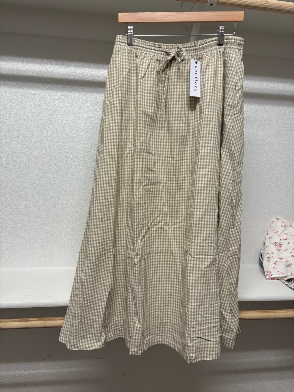 NWT neuflora camrose skirt- gingham